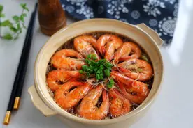 中秋家宴必备的团圆菜，汤汁多鲜香味美，学会煲一锅全家都爱吃图片