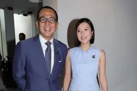 李泽楷会不会有危机感？29岁女友郭嘉文晒美照，男摄影师暧昧留言图片