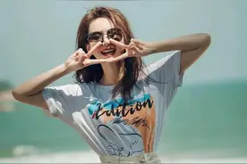 王思聪对戚薇高度评价，一个敢说一个敢做图片