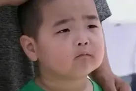 熊孩子检讨书火遍全网，老师称10年没遇见过，网友：几天没挨打了图片