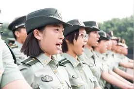 女兵什么时候考军校优势最大？图片
