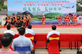 福绵区“乡村振兴、文旅先行”推介活动在龙泉湖休闲生态园举行图片