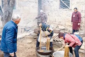 这才是纯手工无添加红薯粉条，超市里是买不到的，你吃过吗？视频封面