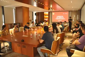 共青团洛阳市委希望工程爱心助学在行动，又有25名学子受到资助！图片