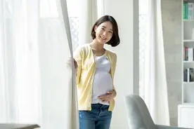 怀孕后，不光孕早期要注意，孕中期、孕晚期也有孕妇不能碰的底线图片