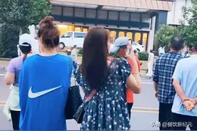 上海徽州宴躺枪，原本3万营业额，如今只剩500，老板：我很无辜啊图片