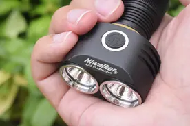 双头掌中宝，耐玩小手电！耐沃克 Niwalker ETmini V1赏玩图片