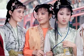 同样是说话带刺儿，为何贾府众人都喜欢林黛玉，却厌恶晴雯嘴贱？图片