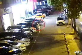 江苏苏州：“人形运钞车”现原形了图片