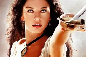 泽塔琼斯庆祝结婚20周年，76岁道格拉斯透露当年霸气追求细节图片