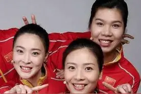 女排背飞王现身美国！逆天长腿胜超模，混血女儿超可爱，真幸福图片