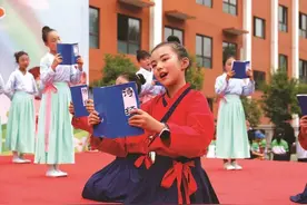 孔子：诗经是劳动人民集体智慧的结晶，巴黎大学博士：孔子曰错了图片