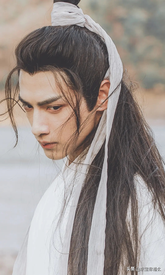 逆水寒演员表(看完2021年的古偶男主,怀念10年前的天涯四美,乔振宇俊