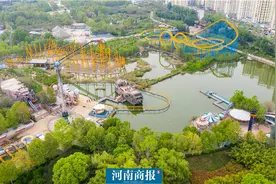 航拍郑州世纪欢乐园：如今一片萧瑟也掩盖不住曾经的辉煌图片