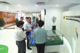 谢元到企业调研图片