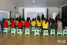 实用！观山湖区多所幼儿园教师齐上安全防卫课图片