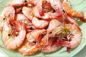 晚餐来点清蒸盐汪子虾，下酒！爽图片