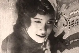 上海校花杨耐梅：19岁成名上海滩，晚年街上乞讨，沦为乞丐大妈图片