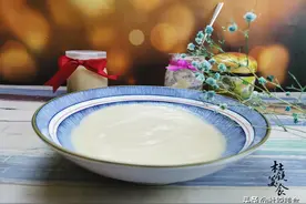 熬猪油只加水就错了，多加5样，熬出的猪油浓香洁白，鲜香1年图片