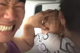 幼童高烧惊厥，陌生东北大哥伸手让咬，获奖后笑称：白被咬了一路图片