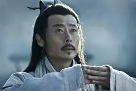 秦朝末年，楚汉争霸，假如韩信果断拥兵自立，能打的过刘邦吗？图片