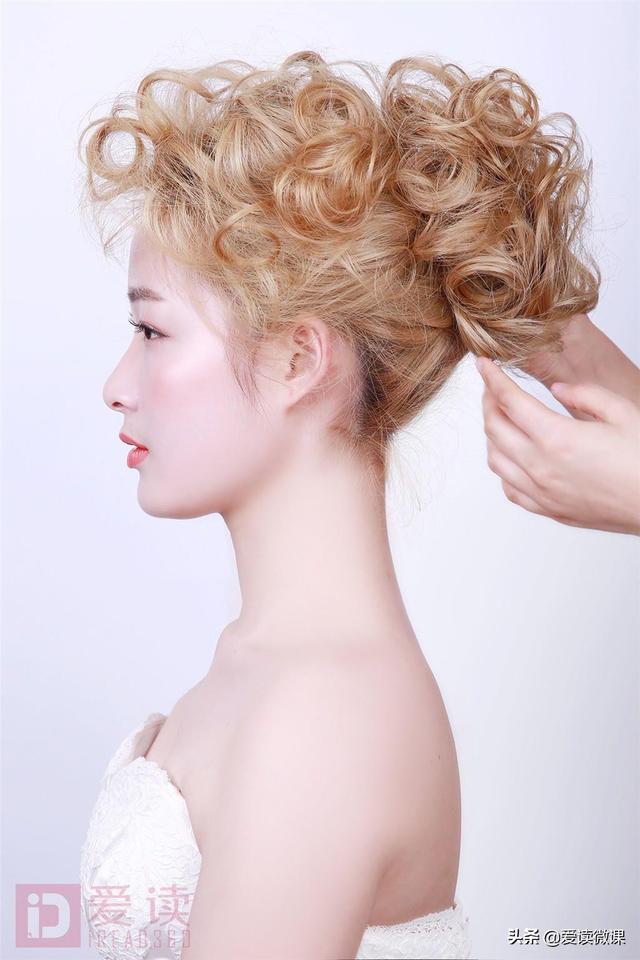 好看盘法教您提升气质(怎样盘刘海发型) - 冷求网