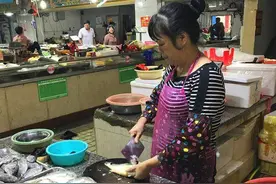 曾以为“高大上”的石斑鱼，在海南竟是大路货，6条花了35元图片