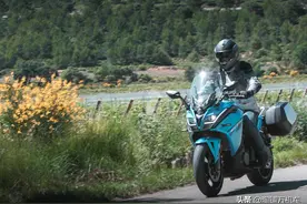 仿赛外观下的长途利器 颜值品质的双重输出 春风650GT浅析图片