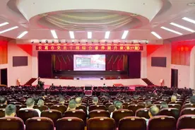 “金身将军”是谁？彭德怀给他布置了啥任务？昨天，长葛400名党员干部聆听……图片