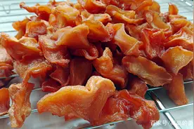 苹果吃不完试试这样做，一蒸一晒，操作简单，一箱不够吃图片