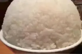 吃撑了该怎么缓解？喝茶管用吗？图片
