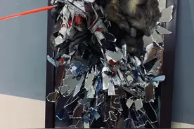 破镜而出，战损旧化独角兽高达模型图片