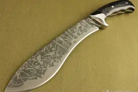 兵器越怪，死得越快！这几款霸道的冷兵器，堪称“丧尸”的克星图片