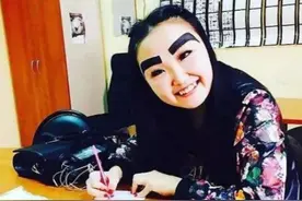 多年前迷恋上“粗眉”的女孩，宽度占满大半个额头，如今怎么样了图片