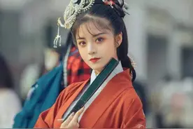 00后女孩演绎四大名著美女，凭一个造型火出圈，200万网友点赞图片