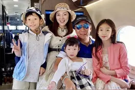 郭台铭嫩妻发布全家福，曝光奢华私人飞机内景，当年刘嘉玲也坐过图片