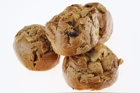 三个米糠饼子的命运图片