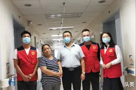 【病魔无情人有情 商会捐款战病魔】——蒲城县爱心商会积极向与重症患者李斌捐款奉献爱心！图片