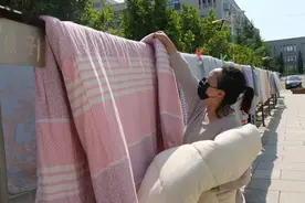 突破传统棉被保暖设计！不插电自动控温，比电热毯更安全舒服图片