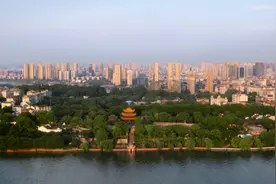 《记住乡愁》观后手记：忧乐情怀中的乡愁图片