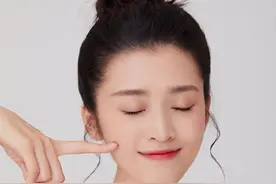 李若嘉甜美俏皮写真图片图片