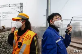 “班花”的情书：我在铁路 你在地铁 愿一起共克时艰 补我一个热闹婚礼图片