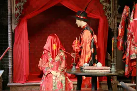 传统的「洞房花烛夜」都在做些什么？害羞的别看图片