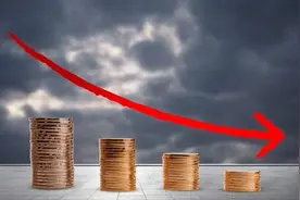 跌破1.5%！余额宝每万份收益不到4毛钱，你的钱挪地方了吗？图片