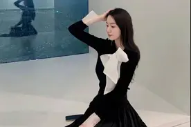 孟非晒女儿近照！表示女儿已恢复单身！网友喊话郭德纲赶紧去提亲图片