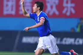 中国足坛任意球五佳球员图片