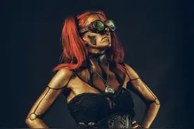 32岁大学高材生和机器人女友结婚，母亲：他脑子有毛病图片