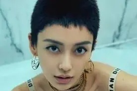 有种颜值叫“女明星寸头”，唐艺昕清秀，杨颖洋气，热巴太A了图片