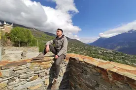 投笔从戎到投身基层，这位成电热血男儿书写无悔青春！图片