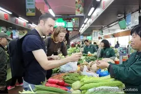 为什么不用移动支付？美国：我也想，但银行不愿意…图片